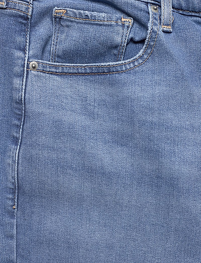 Levi's Plus Size 724 Pl Hr Straight Rio Frost P (Light Indigo - Worn In),  (75.60 €) | Large selection of outlet-styles | Booztlet.com