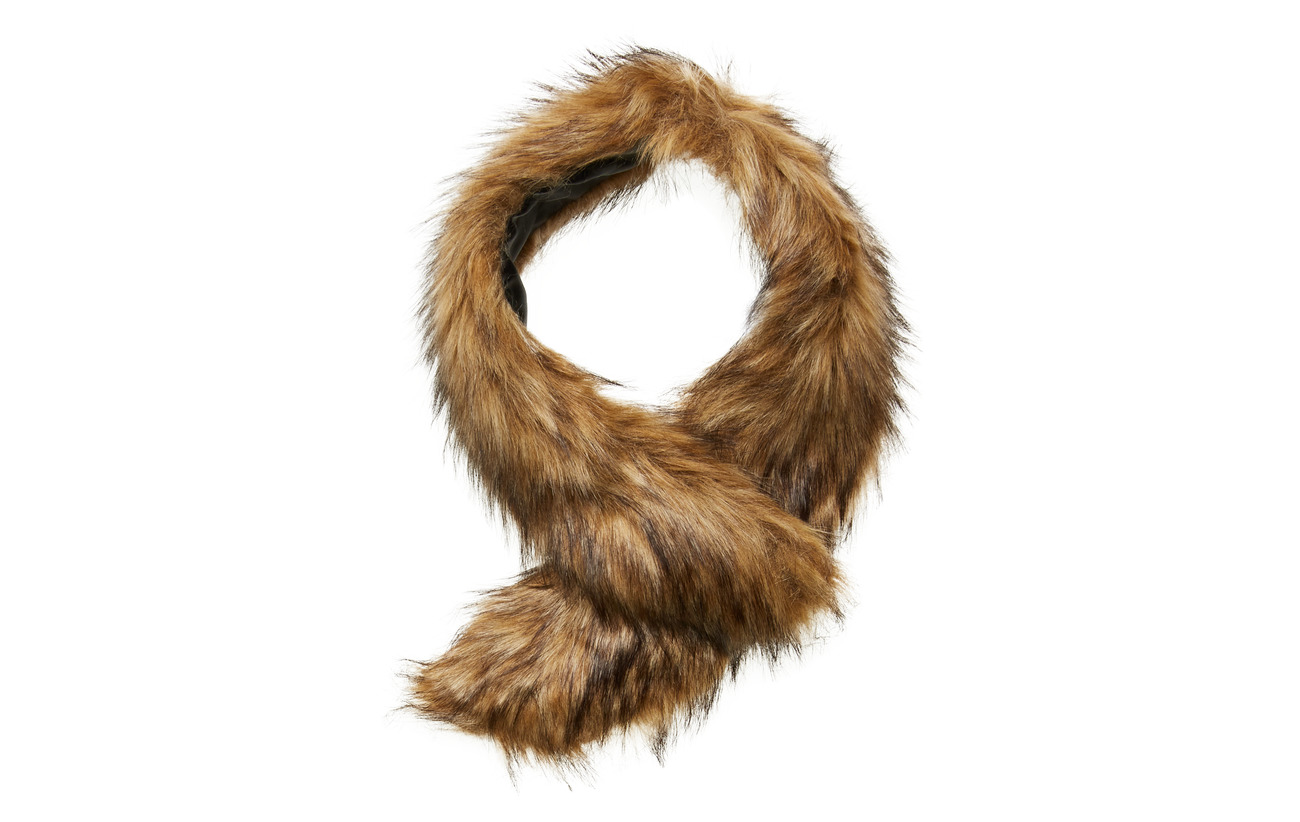 fake fur collar