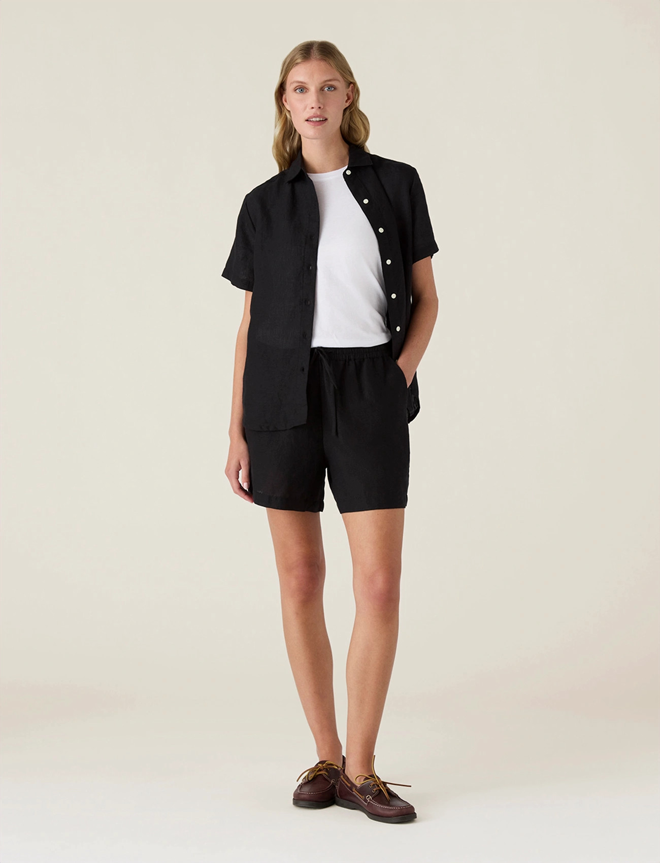 Lexington Clothing Mid-Waist Linen Shorts, XS, Black, Shorts > Linen Shorts, Dame