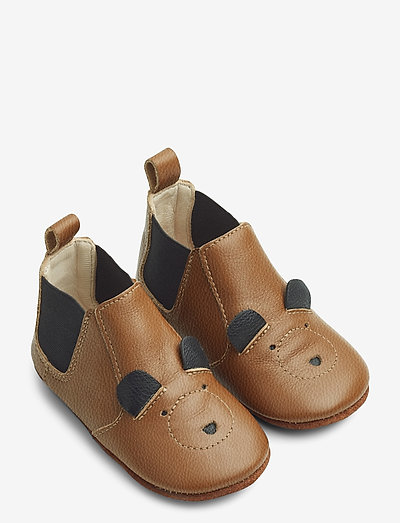buy leather slippers online