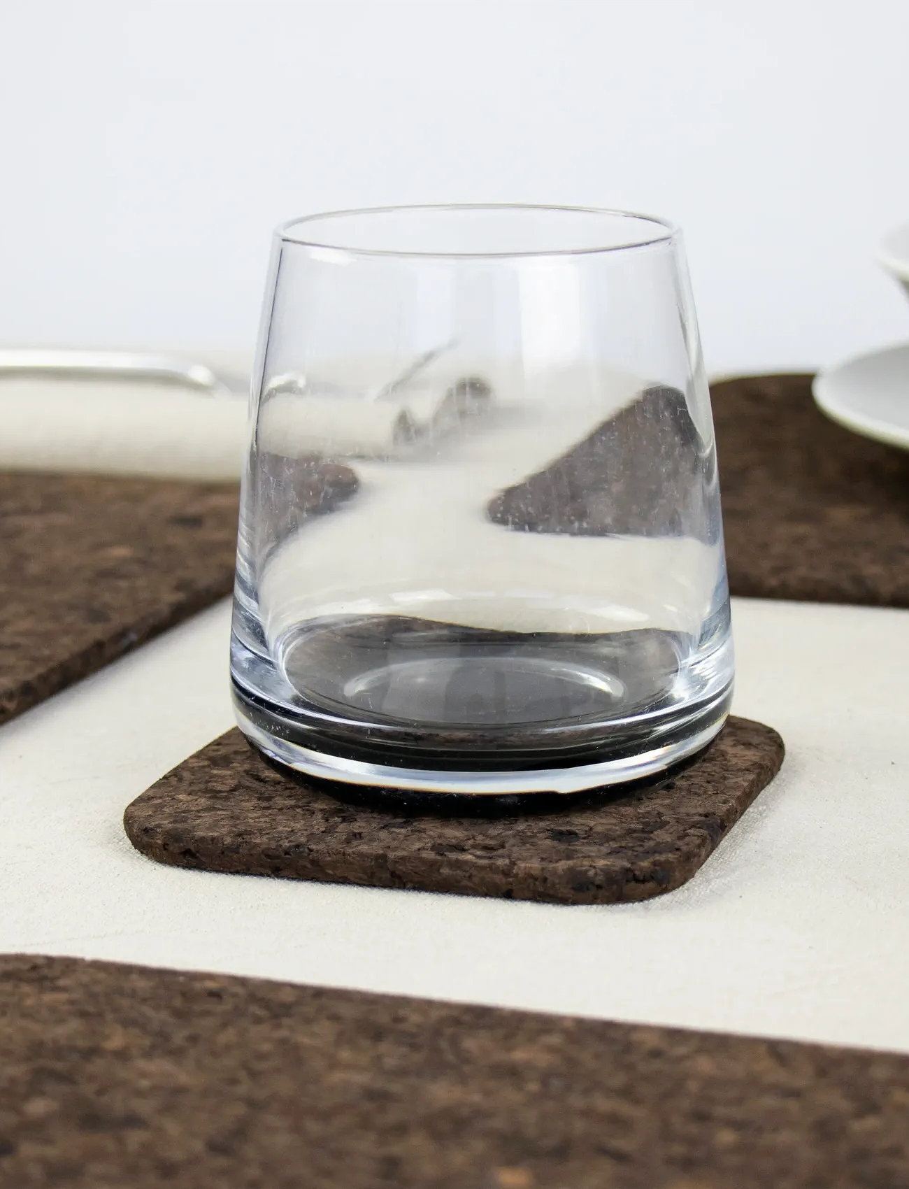 Liga Smoked Cork Firkantede Glasbrikker, Sæt Med 4, 10X10 cm, 10X10 cm, Brown, Tilbehør Til Spisesteder Og Borde > Bordskånere, Unisex