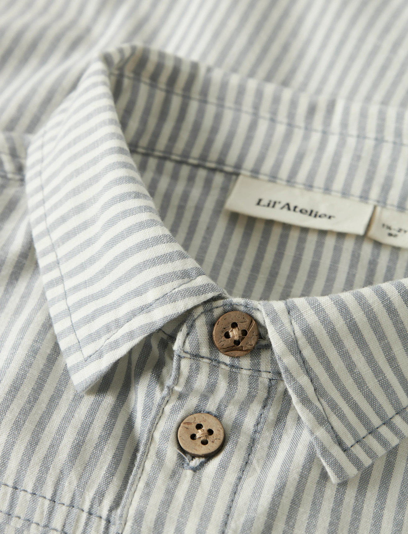 Lil'Atelier Nmmdarko Ss Loose Shirt Lil, 116, White, Skjorter > Kortærmede Shirts, Børn