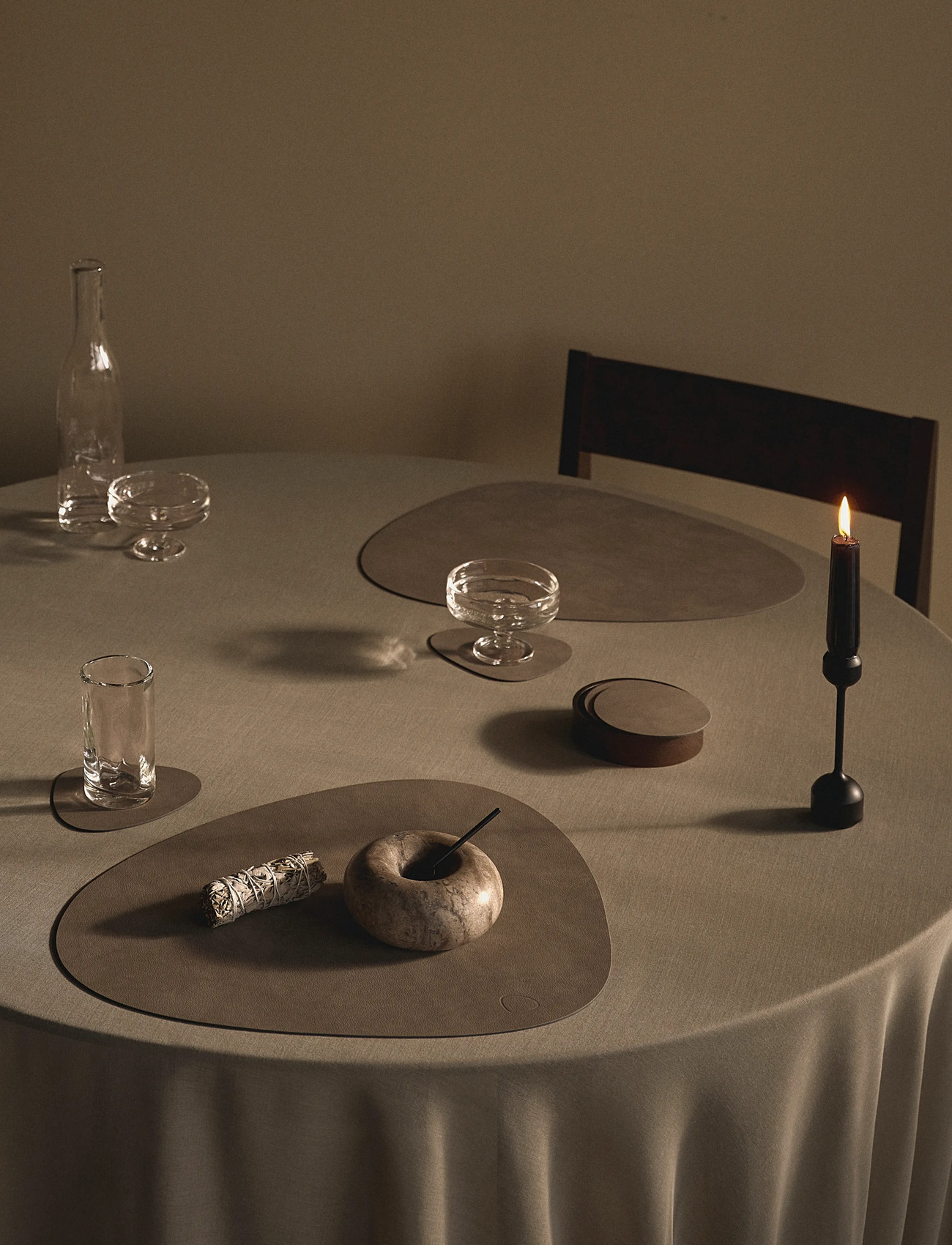 LIND DNA 4 Set Table Mat Curve L Nupo Nomad Grey, 37X44 cm, Beige, Tableware > Placemats, Unisex