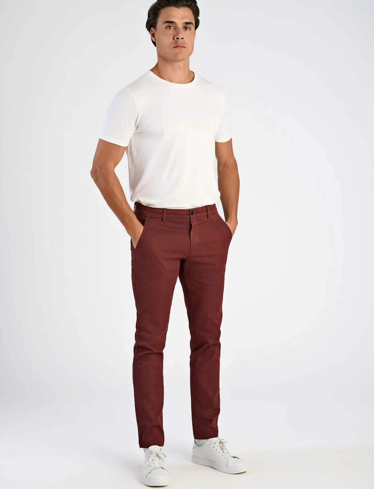 Lindbergh Aop Superflex Chino Pants, 32 x 32, Red, Bukser > Chinos, Herre