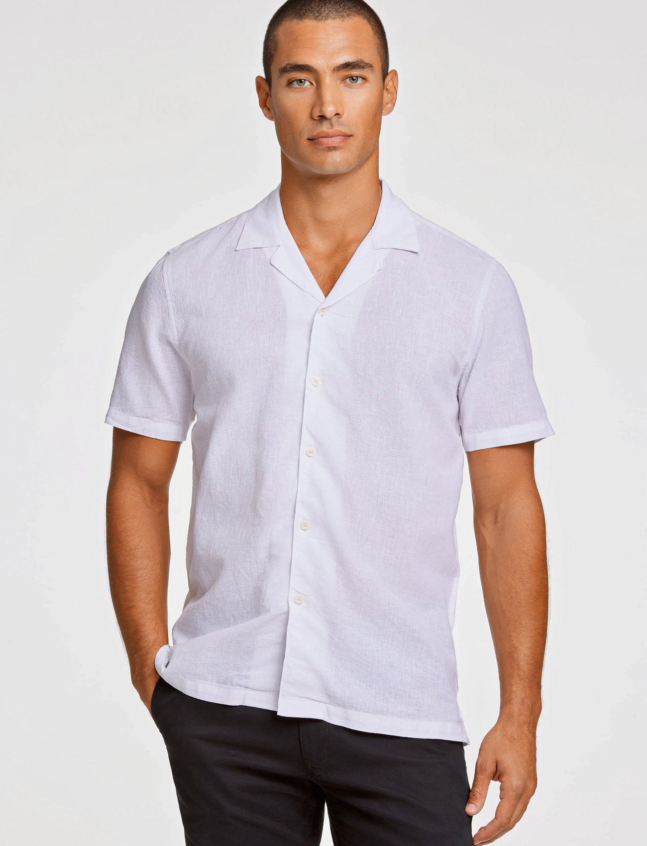 Lindbergh Casual Linen Blend Resort S/S, M, White, Skjorter > Kortærmede, Herre