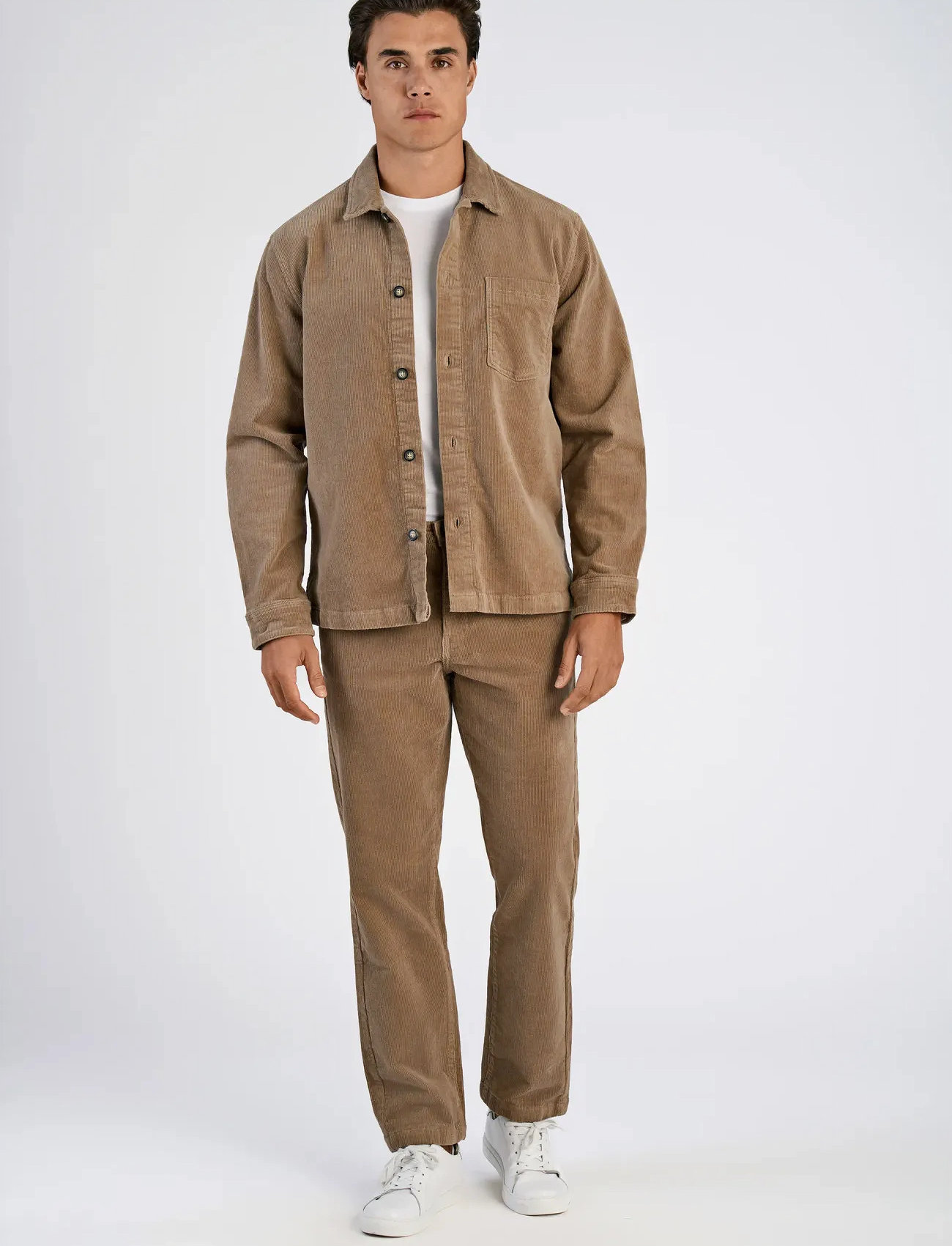 Lindbergh Superflex Corduroy Overshirt, M, Beige, Shirts > Corduroy Shirts, Herre