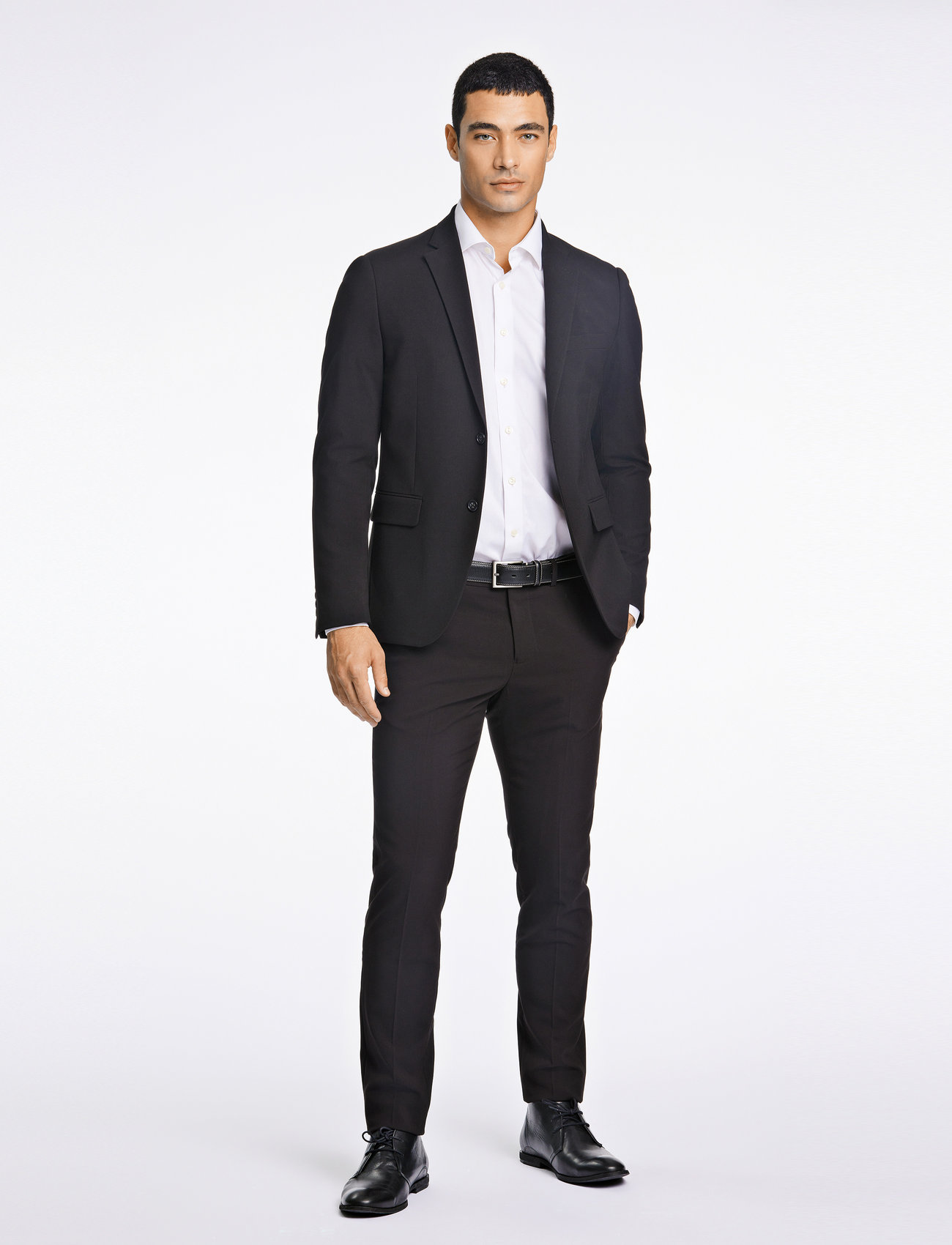 Lindbergh Plain Mens Suit - Normal Length, 56, Black, Jakkesæt & Blazere > Jakkesæt, Herre