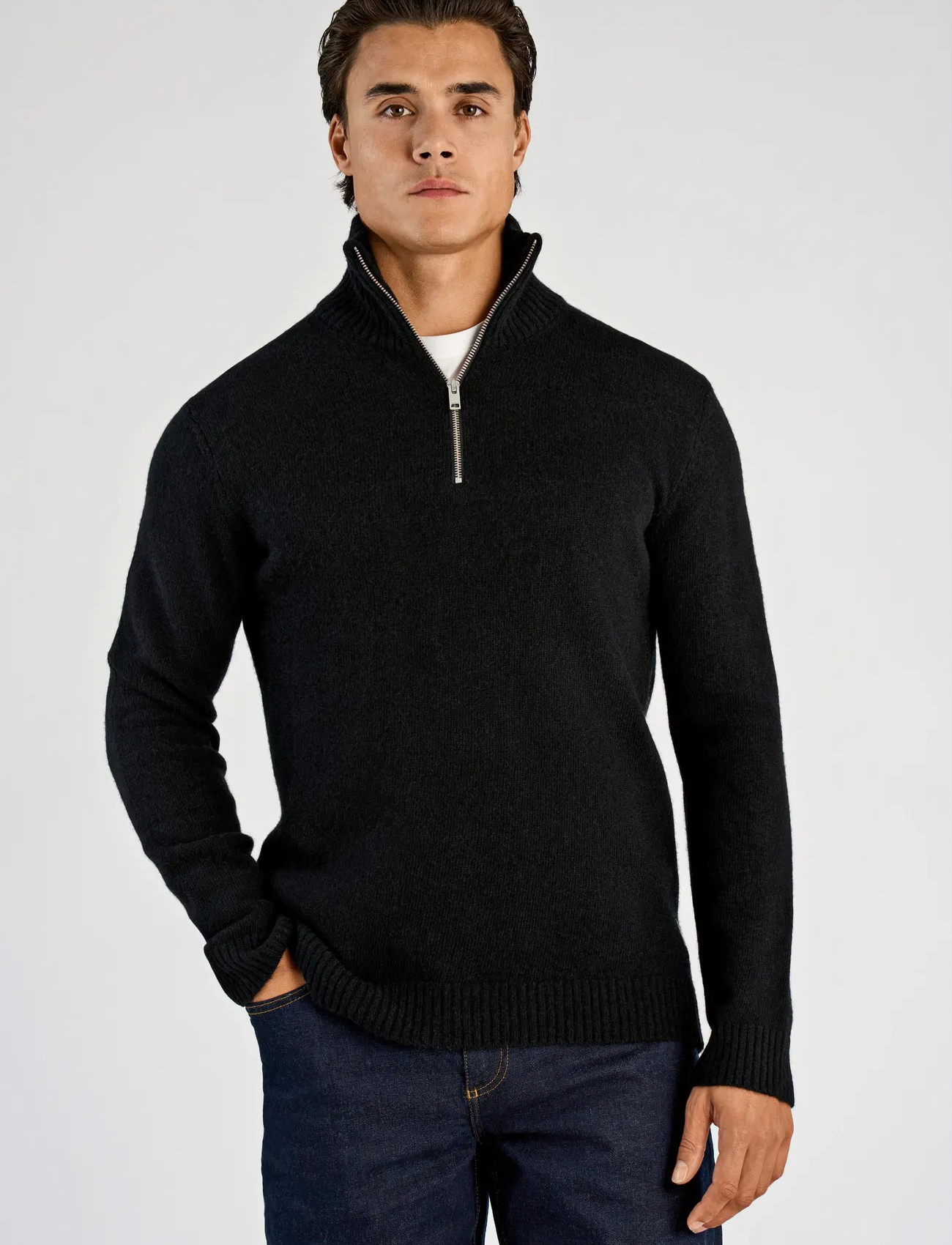 Lindbergh Lambswool Half Zip Knit Oversize Co, M, Black, Strik > Trøjer Med Halv Lynlås, Herre