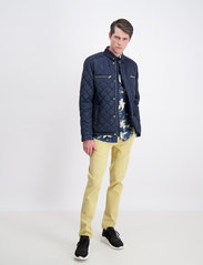 Lindbergh - Recycled quilted jacket - spring jackets - navy - 0