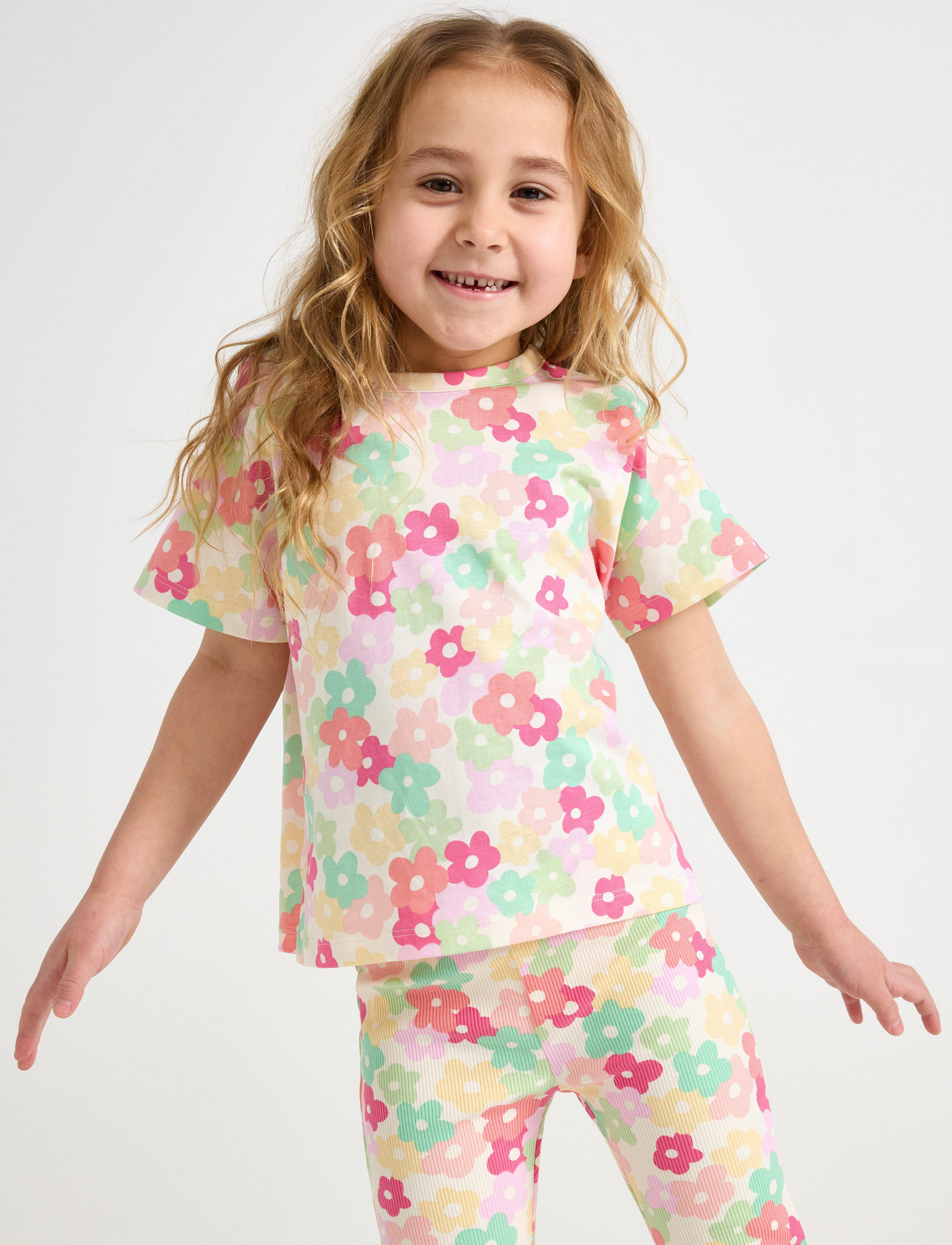 Lindex Top Ss Cropped Flower Print, 92, Multi/patterned, T-Shirts > Kortærmede, Børn