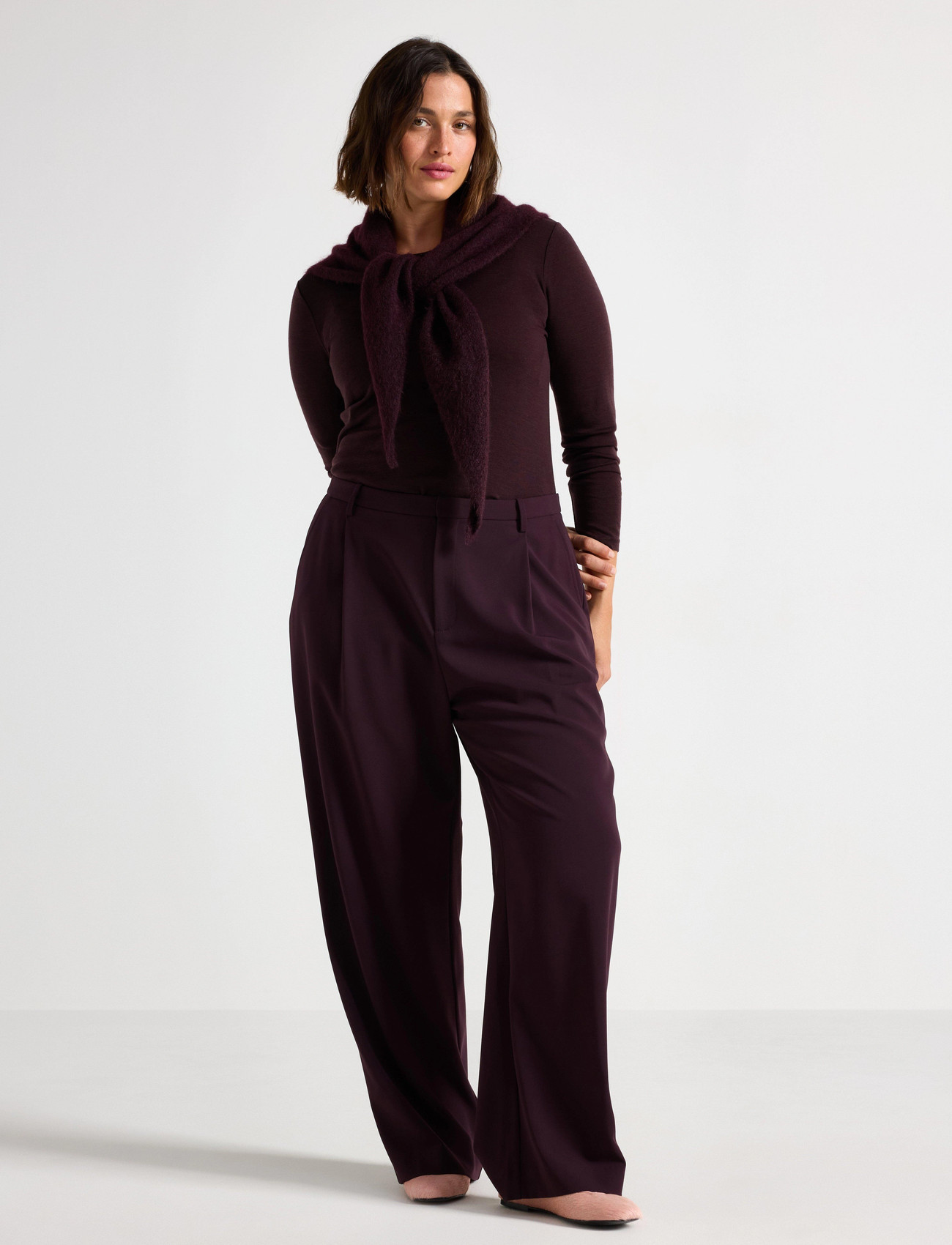 Lindex Rette Bukser, 34, Burgundy, Bukser > Chinos, Dame