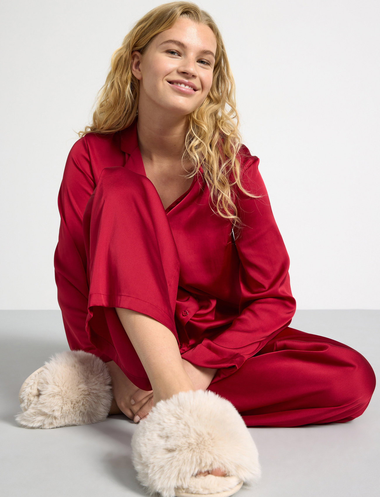 Lindex Indoor Slipper Super Fluffy, 40/41, Beige, Sko > Tøfler, Dame
