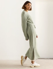 Lindex - Dress Abbi - stickade klänningar - green - 6