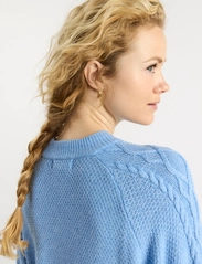 Lindex - Sweater Jana cables - tröjor - light dusty blue - 13