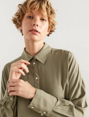 Lindex - Shirt Jane - långärmade skjortor - khaki - 7