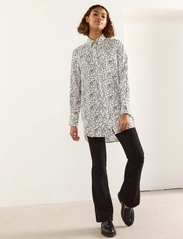Lindex - Shirt Jane - långärmade skjortor - light white - 4