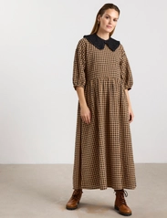 Lindex - Dress Sue - midiklänningar - light dusty brown - 4