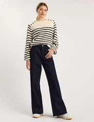 Lindex - Sweater Angela buttons stripe - tröjor - white - 2