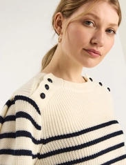 Lindex - Sweater Angela buttons stripe - tröjor - white - 4