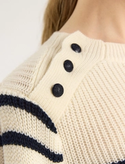 Lindex - Sweater Angela buttons stripe - tröjor - white - 5