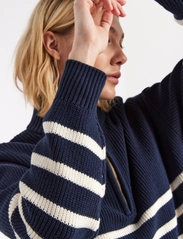 Lindex - Sweater Lulu with zipper - polotröjor - blue - 5