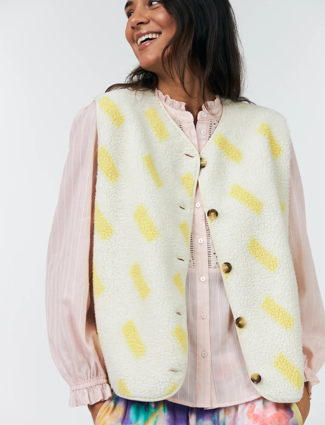 Lollys Laundry Jacell Vest Sl, S, Yellow, Veste > Vatterede Veste, Dame