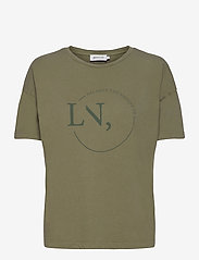 Lounge Nine - LNHanky T-shirt - t-shirt & tops - vetiver - 1