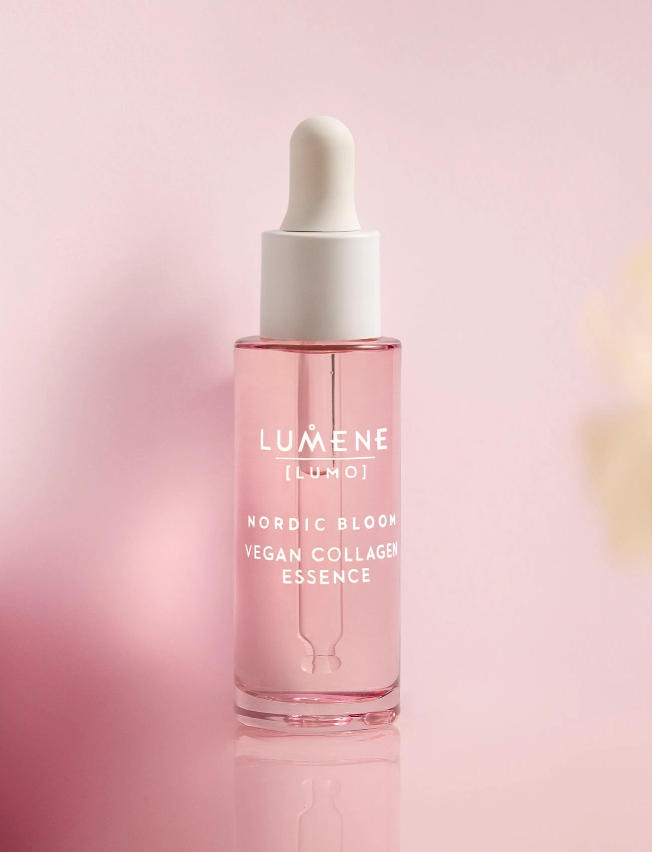 LUMENE Nordic Bloom Vegan Collagen Essence, 30 ml, Nude, Ansigt > Serum, Dame