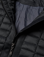 Lyle & Scott Sport - Block Quilted Jacket - spring jackets - true black - 2