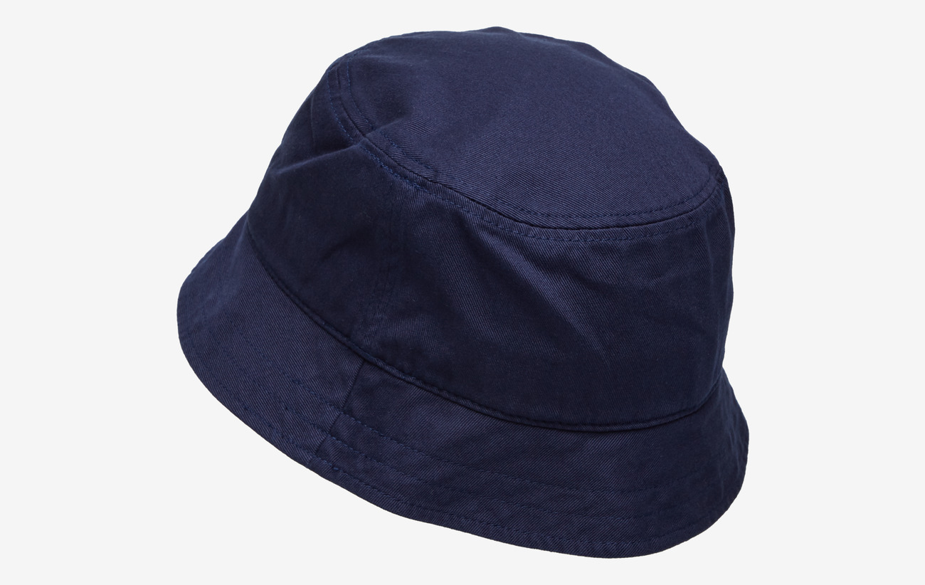 lyle en scott bucket hat