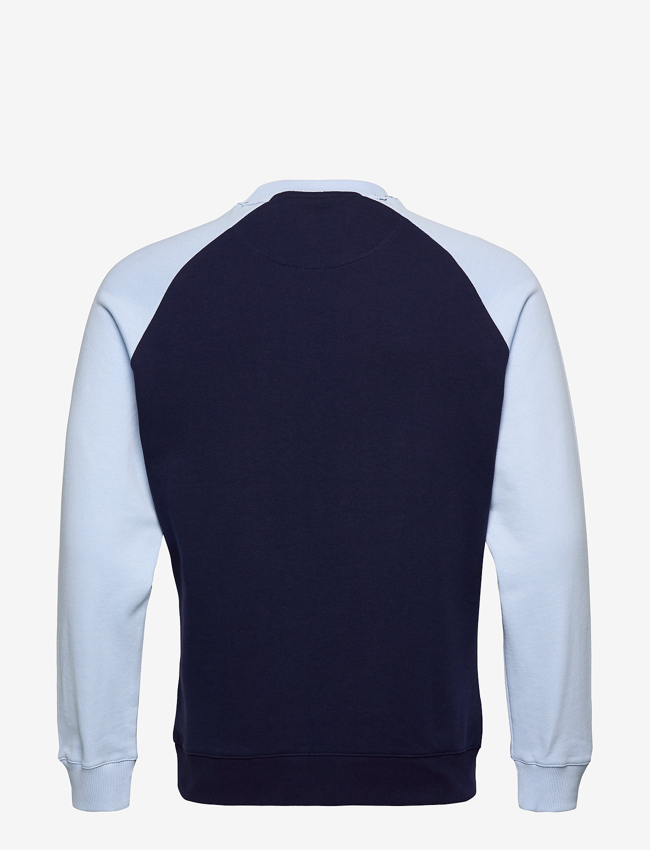 raglan sweatshirt