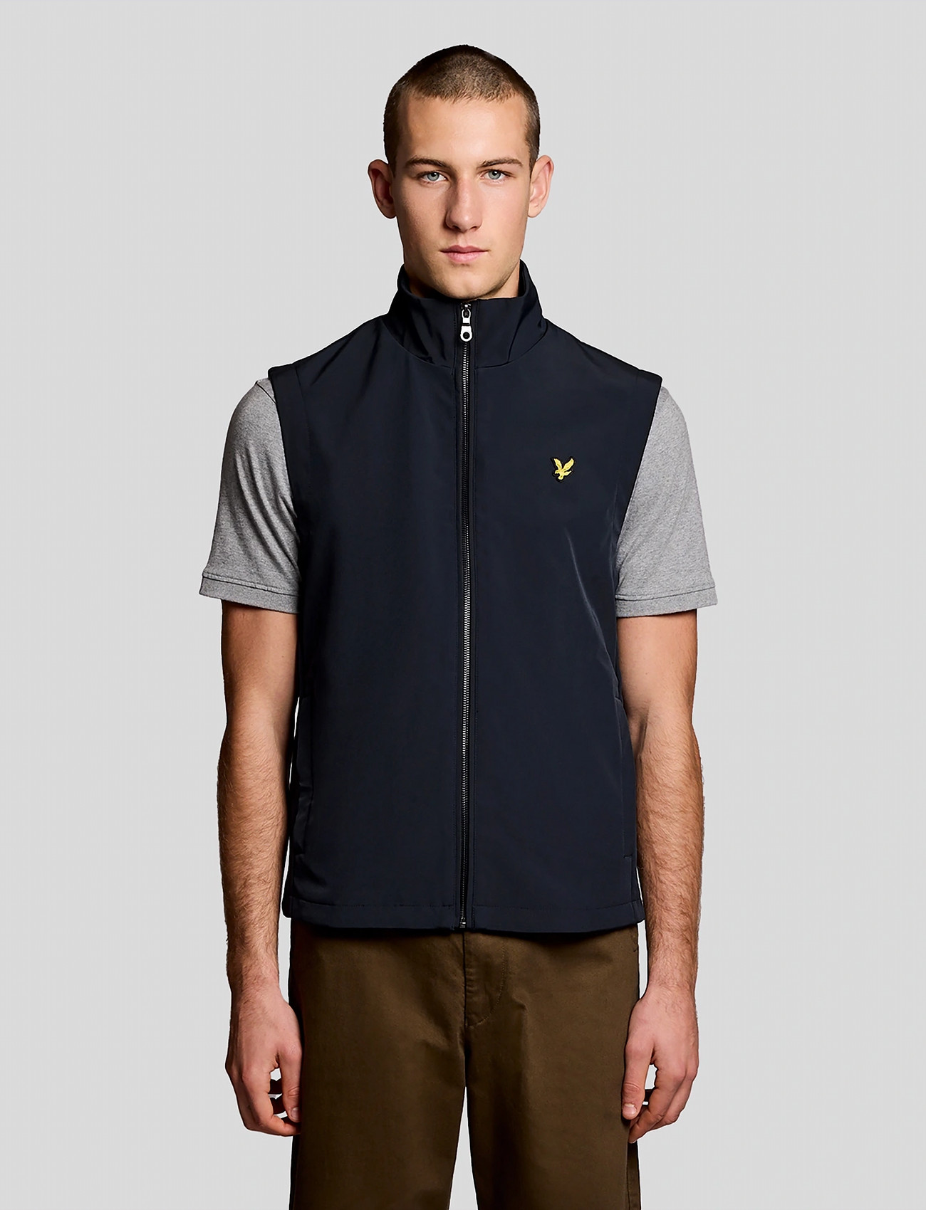 Lyle & Scott Mesh Back Softshell Funnel Neck Gilet, XL, Navy, Sport Overtøj > Sport Veste, Herre