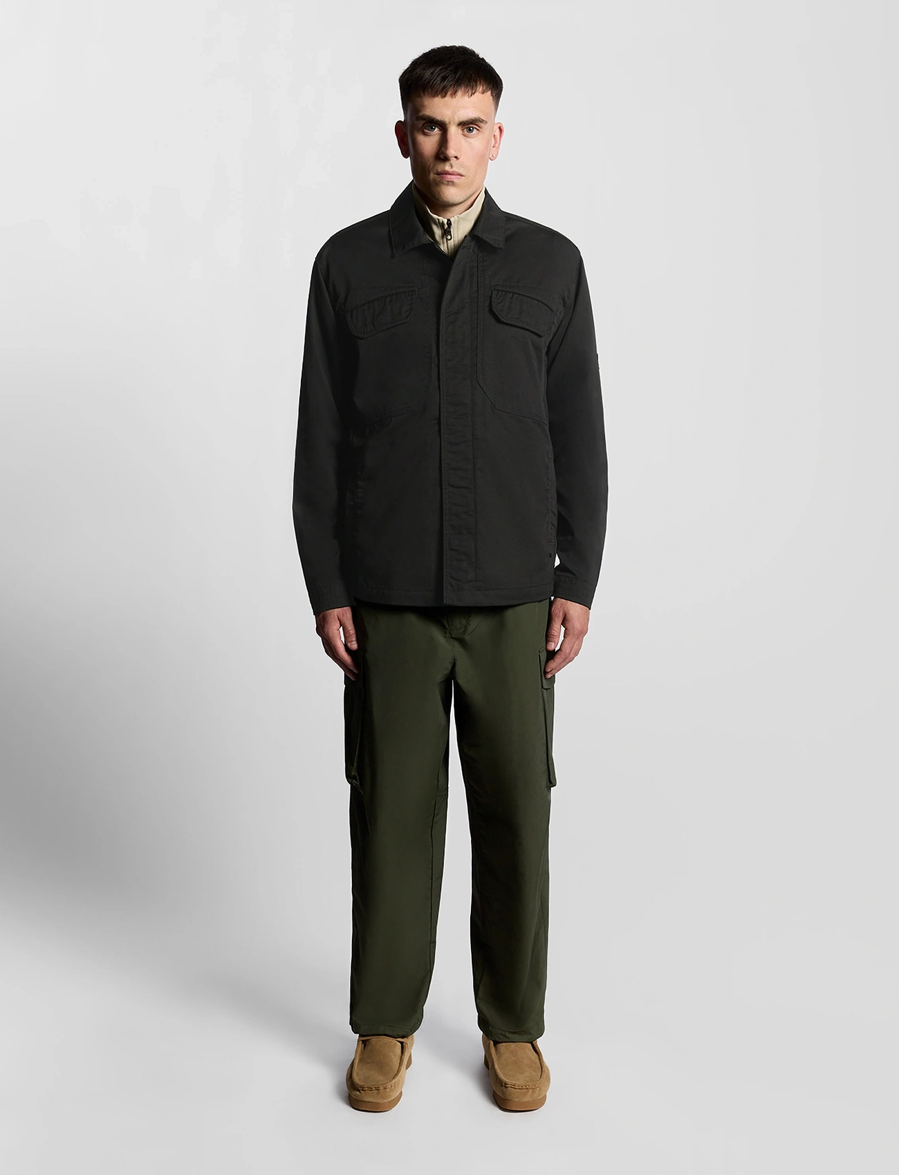 Lyle & Scott Multi Pocket Overshirt, L, Black, Jakker > Lette Jakker, Herre