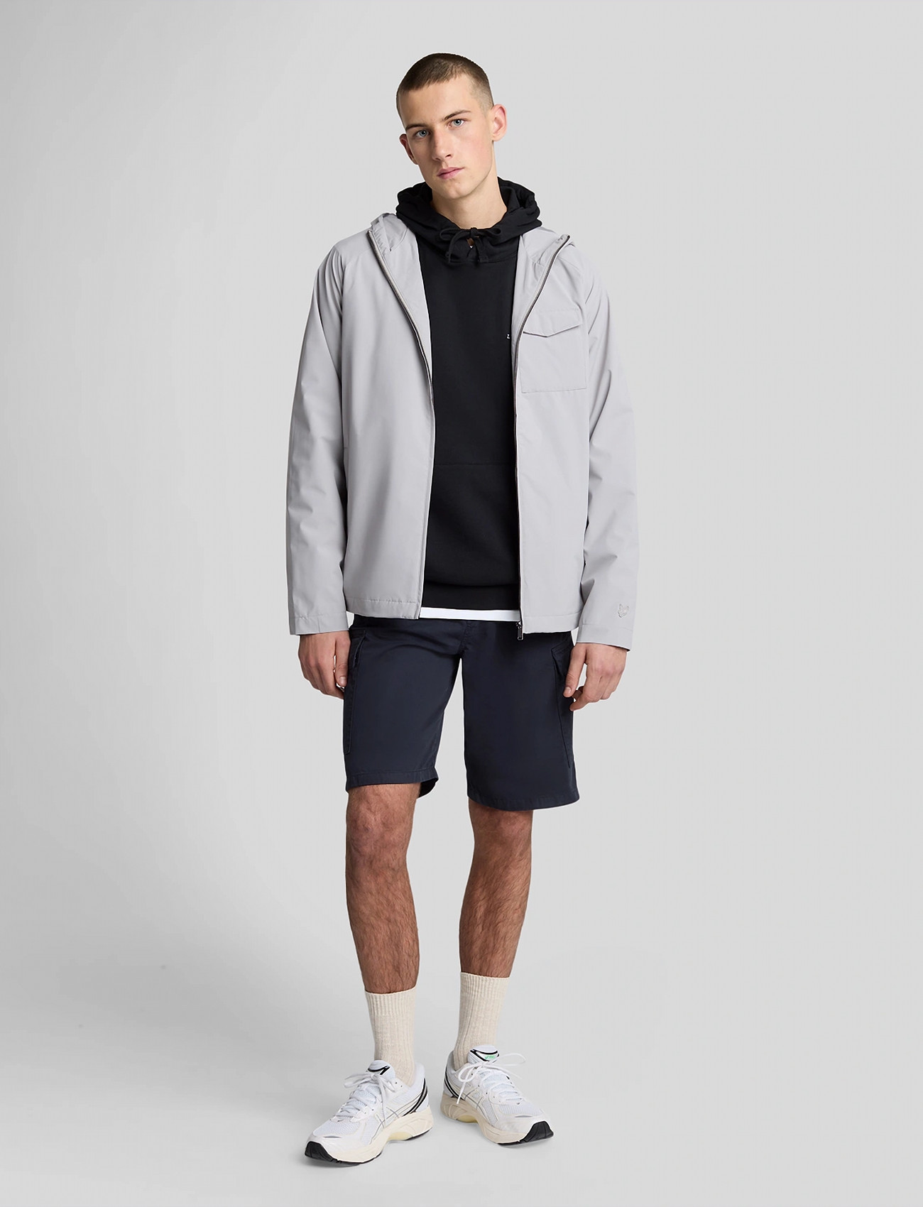 Lyle & Scott Cargo Short, 32, Black, Shorts > Cargo Shorts, Herre