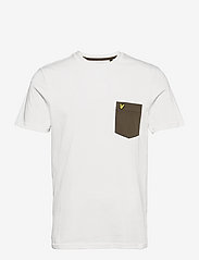 Lyle & Scott - Contrast Pocket T Shirt - t-shirts à manches courtes - off white/trek green - 0