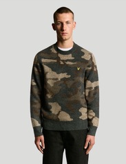 Lyle & Scott Brushed Camouflage Crew Neck Jumper (YLEKN2320V