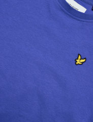 Lyle & Scott - Cropped T-shirt - Īsi topi - electric cobalt - 2