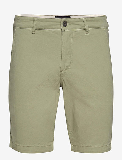 lyle and scott chino shorts