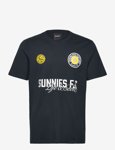 Sunnies FC Graphic T-shirt