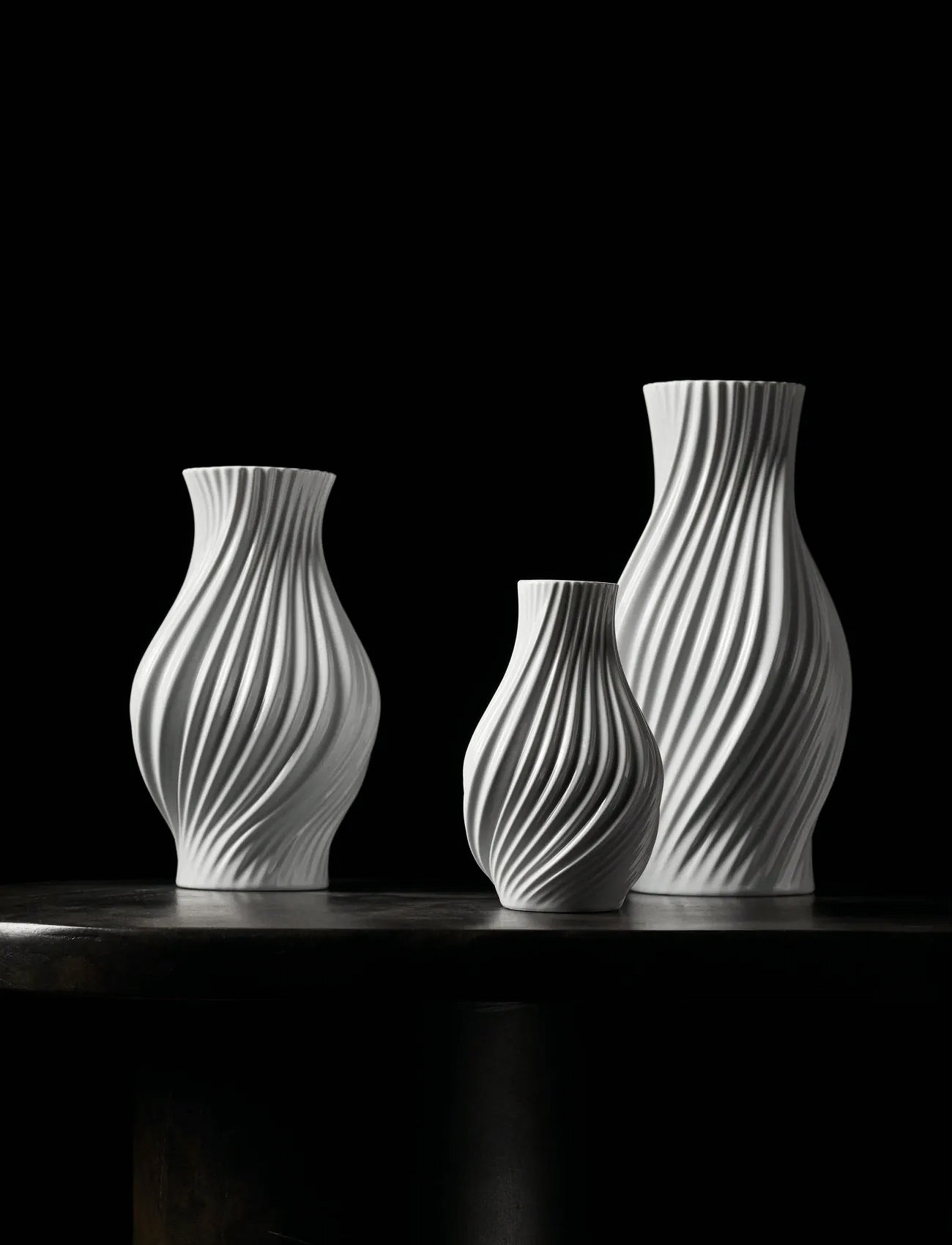Lyngby Porcelæn Twist Vase H18 cm Hvid Porcelæn, 18 cm, White, Vases > Other Vases, Unisex