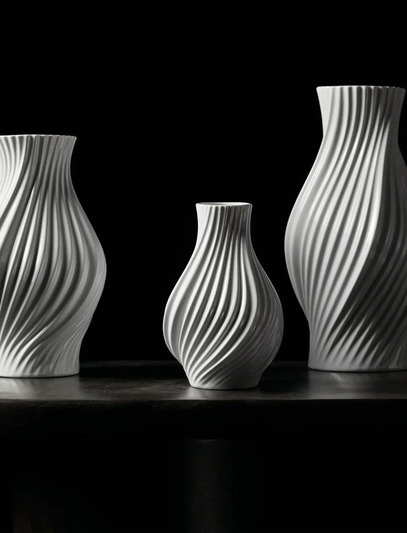 Lyngby Porcelæn Twist Vase H31 cm Hvid Porcelæn, 31 cm, White, Vases > Other Vases, Unisex
