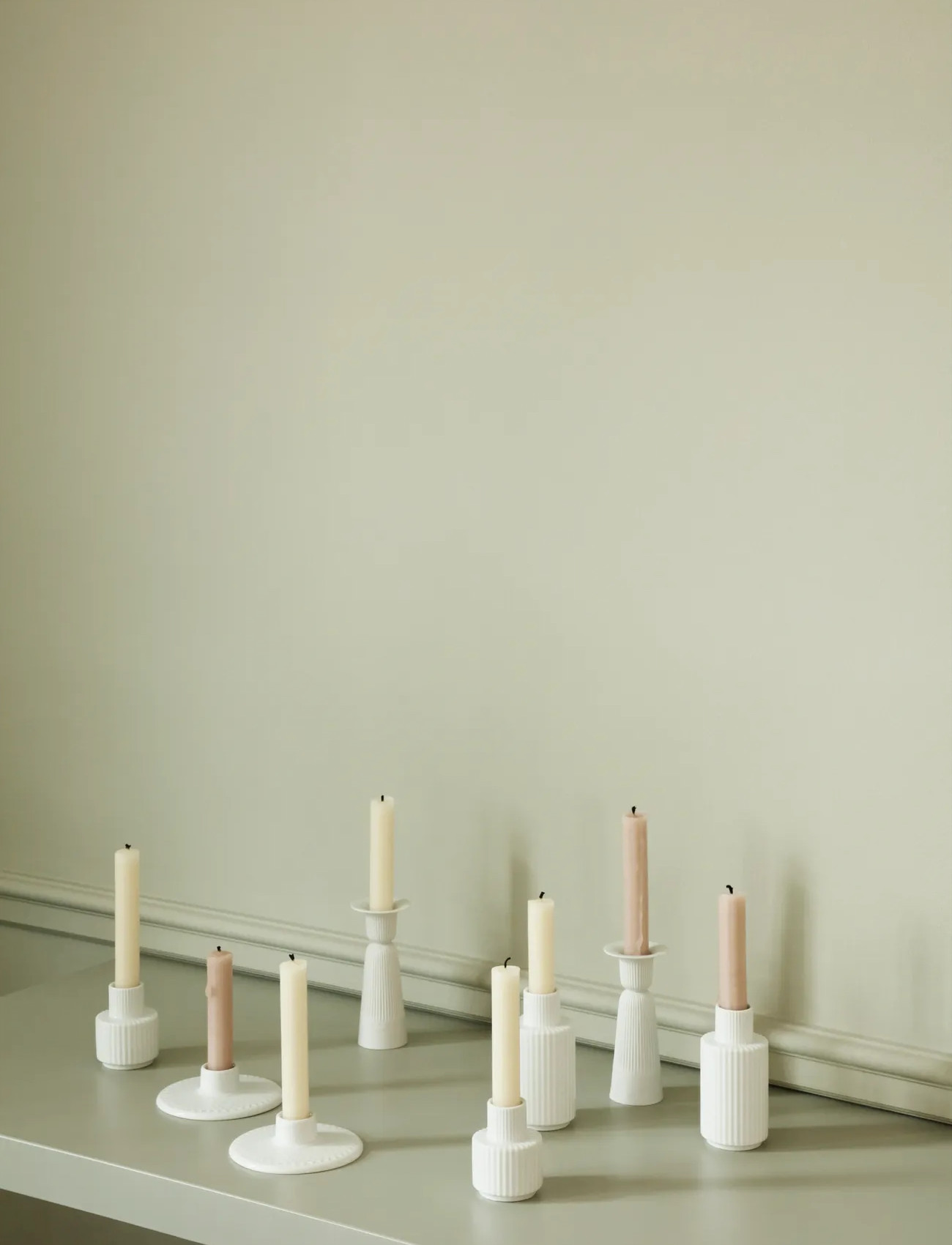 Lyngby Porcelæn Lyngby Kronelysestage H7 cm Hvid, H7 cm, White, Lysestager & Lanterner > Lysestager, Unisex