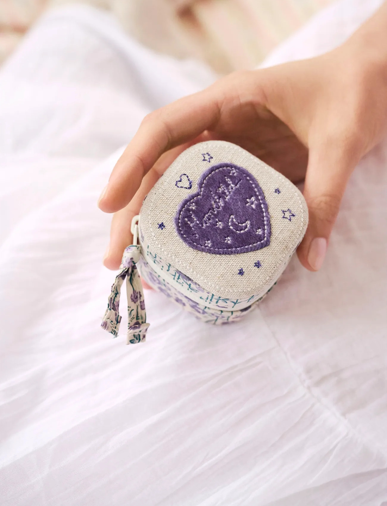 Maanesten Alice Jewelry Box Purple Heart, One Size, Purple, Smykker > Smykkeskrin, Dame
