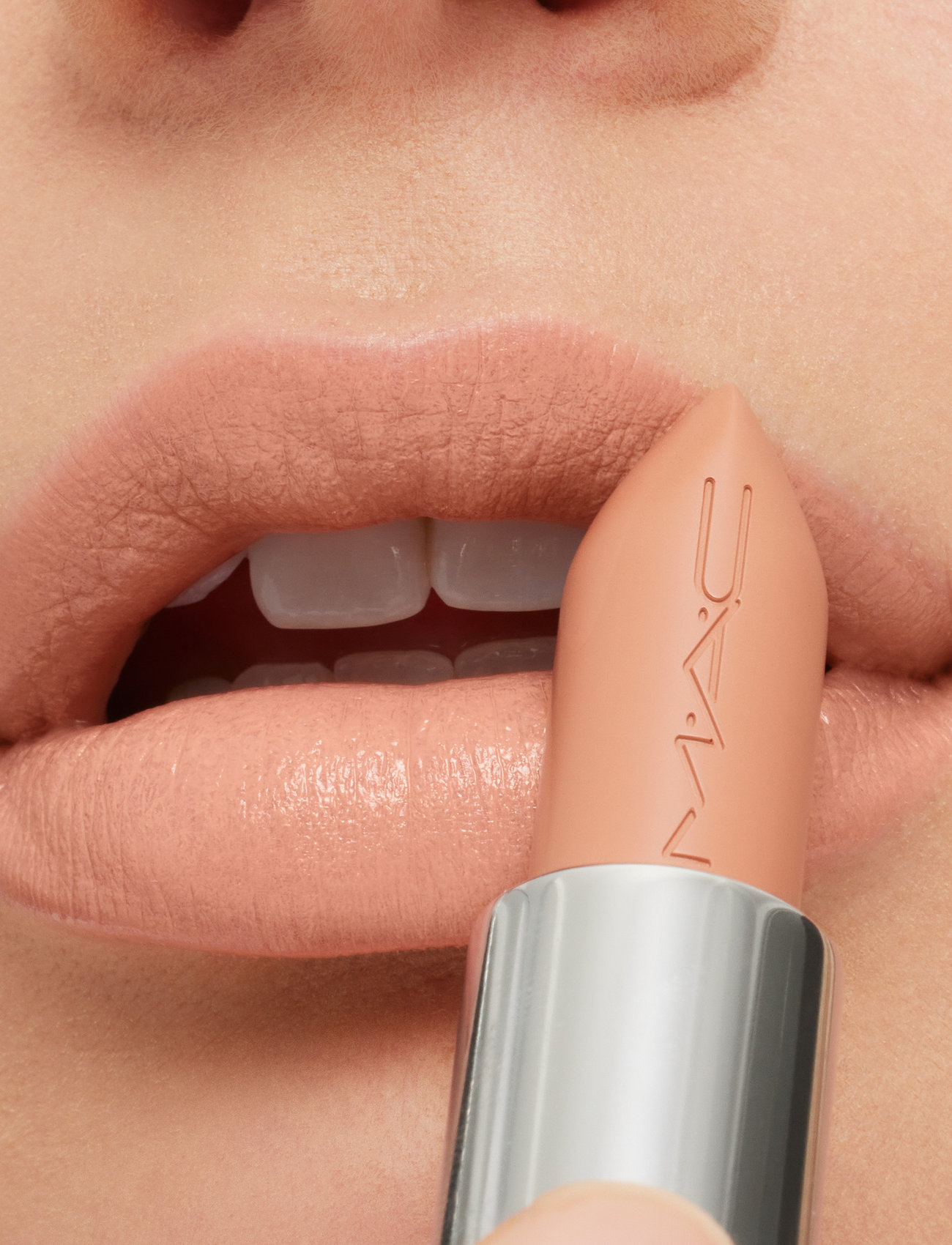 MAC Macximal Sleek Satin Lipstick, 3 G, Nude, Læber > Læbestift, Dame
