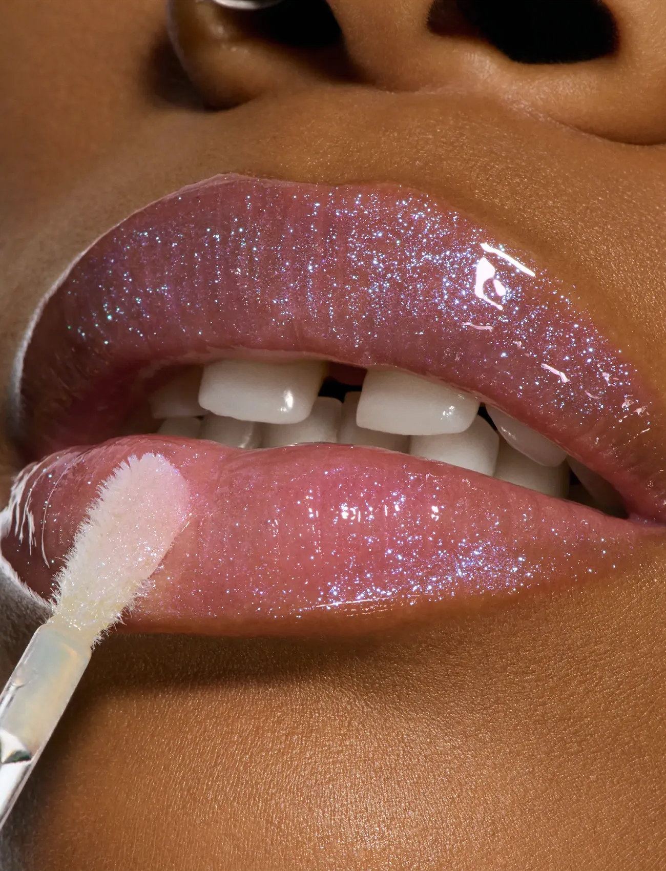 MAC Lipglass Air Non Sticky Lipgloss, 5 ml, Pink, Læber > Lipgloss, Dame