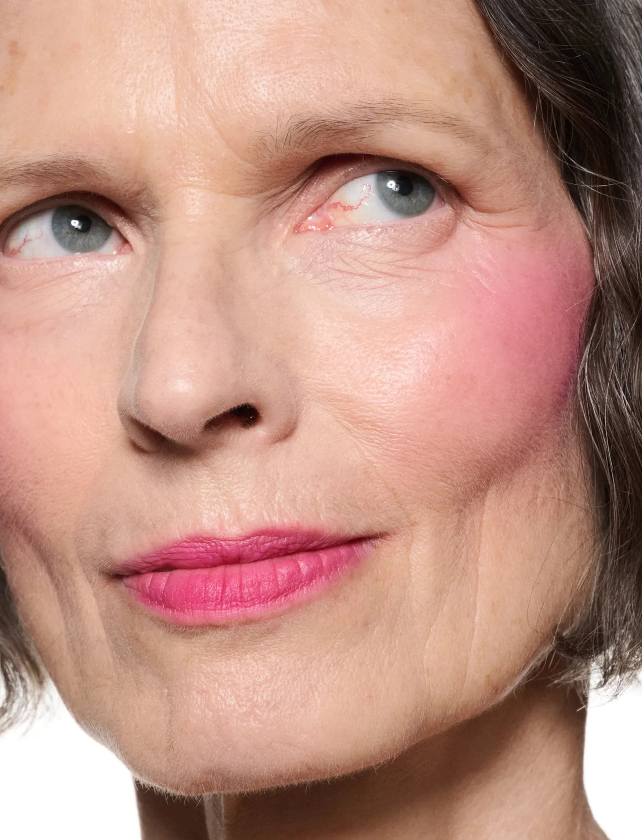 MAC Powder Kiss Lip + Cheek Mousse, 5 ml, Pink, Læber > Læbefarve & Cheek Tint, Dame