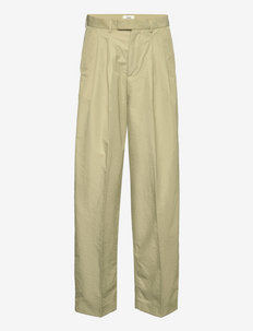 Airy Tech Paria Pants - tailored trousers - elm