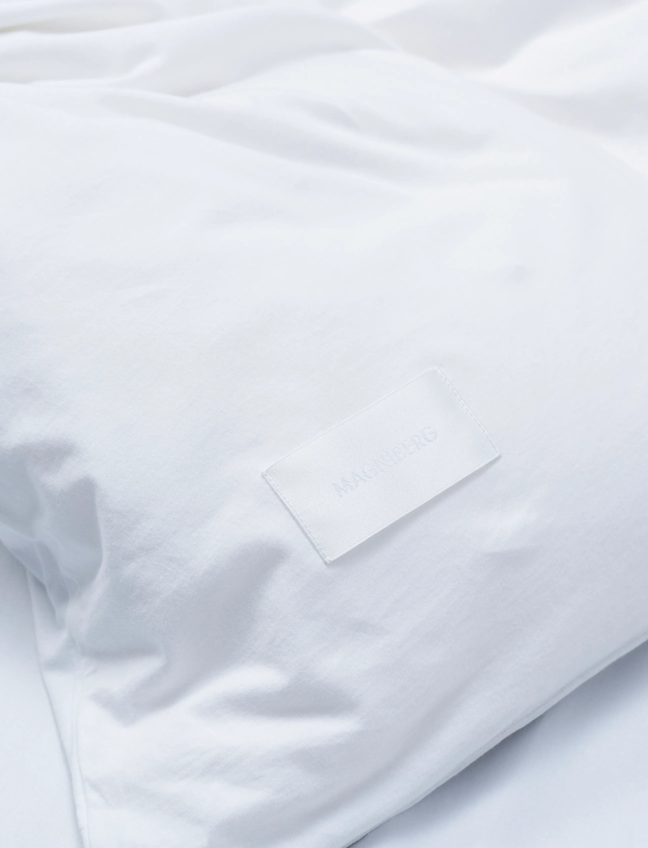 MAGNIBERG Heart Pillow Case, 60X63 cm, White, Sengetekstiler > Pudebetræk, Unisex