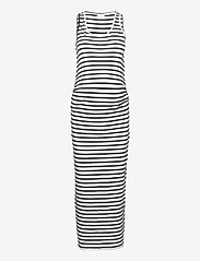 mamalicious maxi dress
