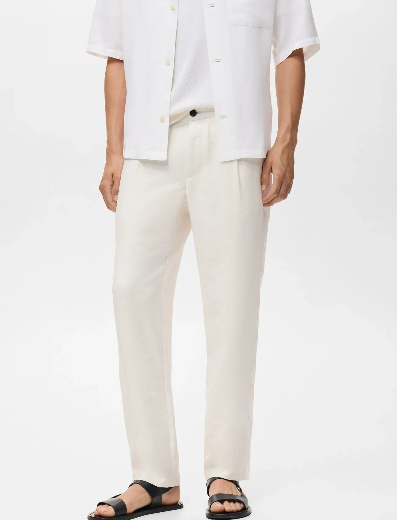Mango Straight-Fit Pleated Trousers, 46, White, Bukser > Afslappet, Herre